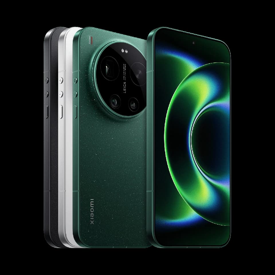 Xiaomi 17 Ultra Starlit Green, vista frontale e posteriore